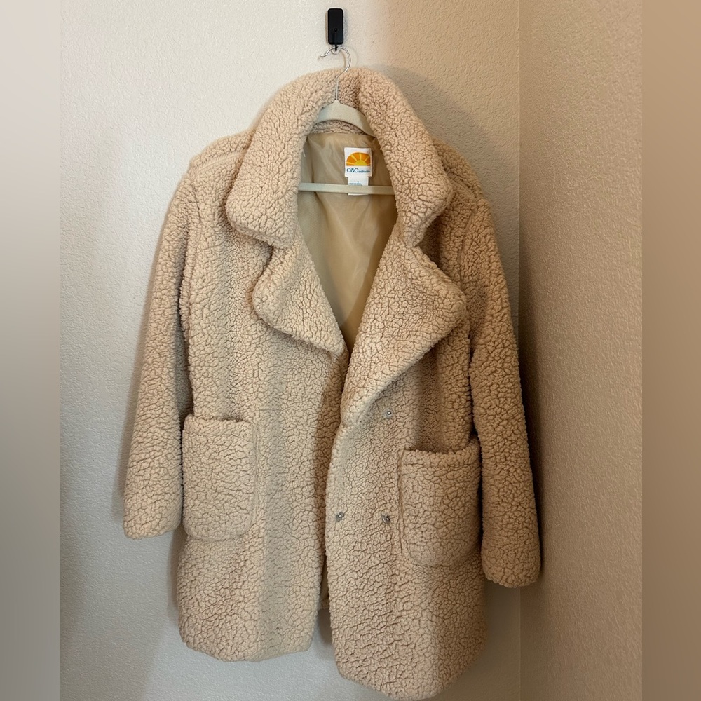 Tan teddy coat size L snap closers 100% polyester. C&C California